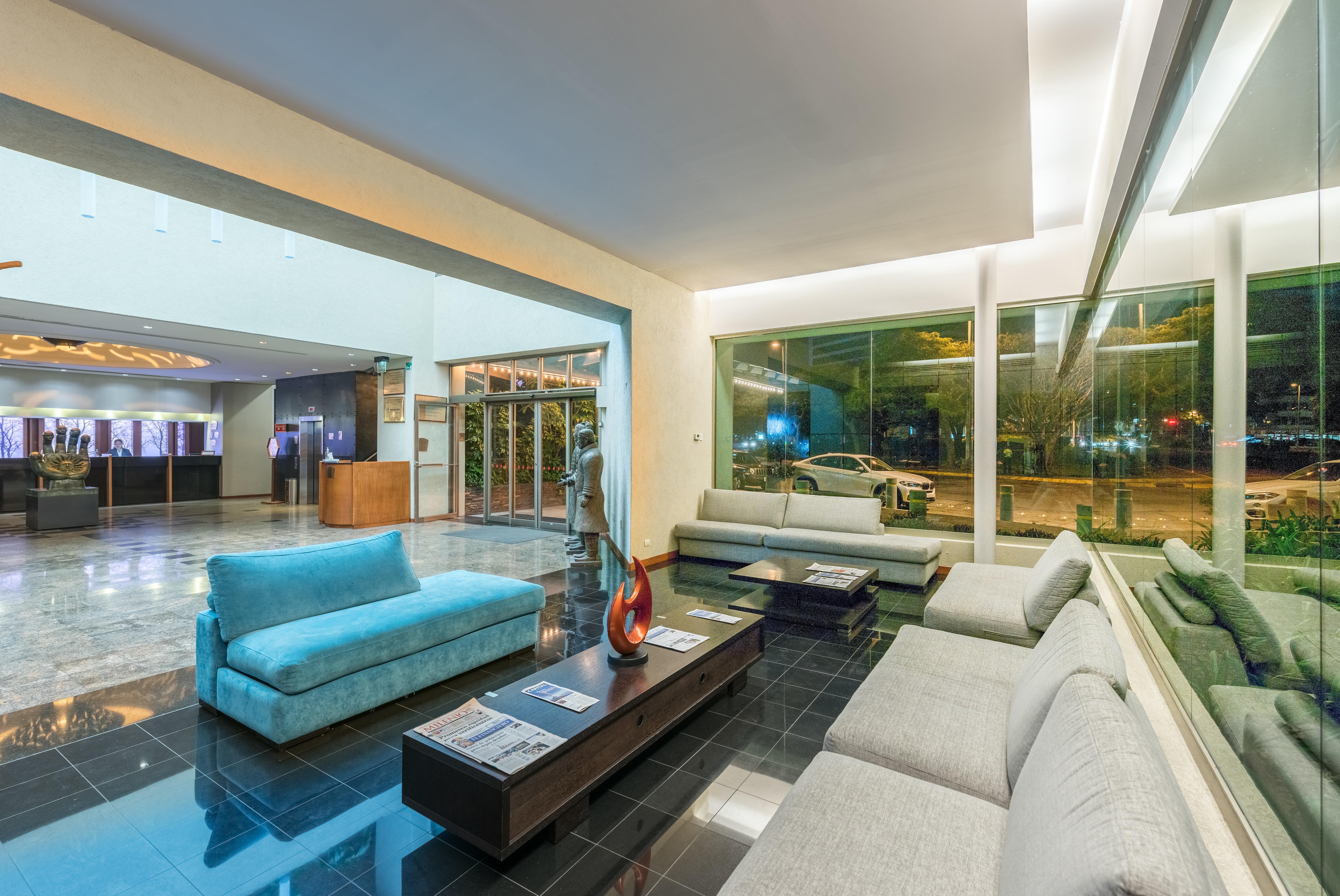 Holiday Inn Guadalajara Select By Ihg Kültér fotó
